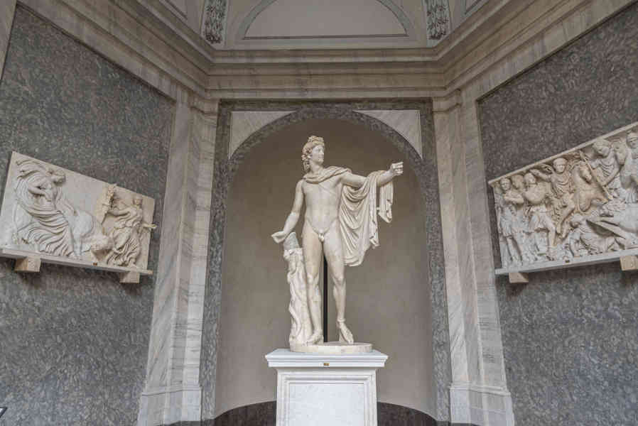 75 - Museo Vaticano - estatua de Apollo Belvedere.jpg